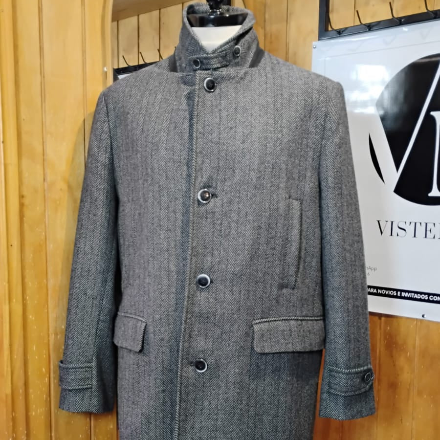 Abrigo Tweed Gris con Negro Talla 52 - Prenda Única