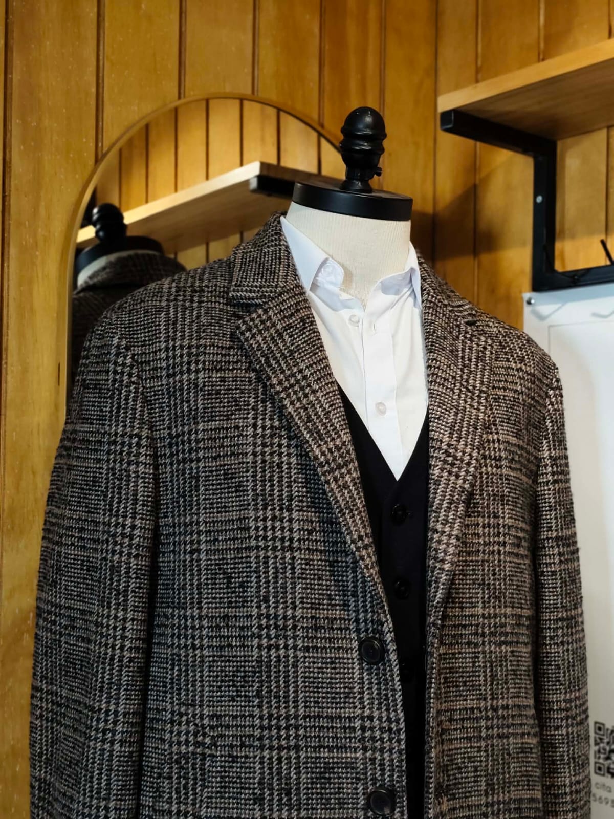 Abrigo Lana Café Cuadrillé | Diseño Clásico | Talla L (50) | Vistemen