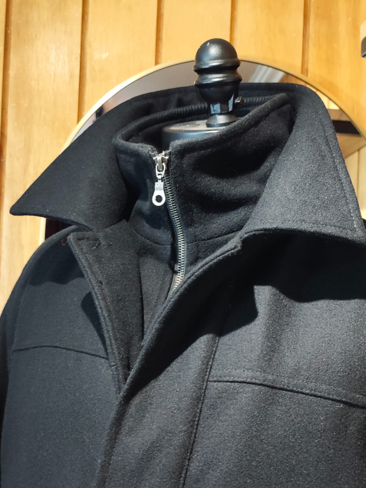 Abrigo 3/4 Lana Negra | Cuello Alto y Sobrecierre | Talla M (48) | Vistemen