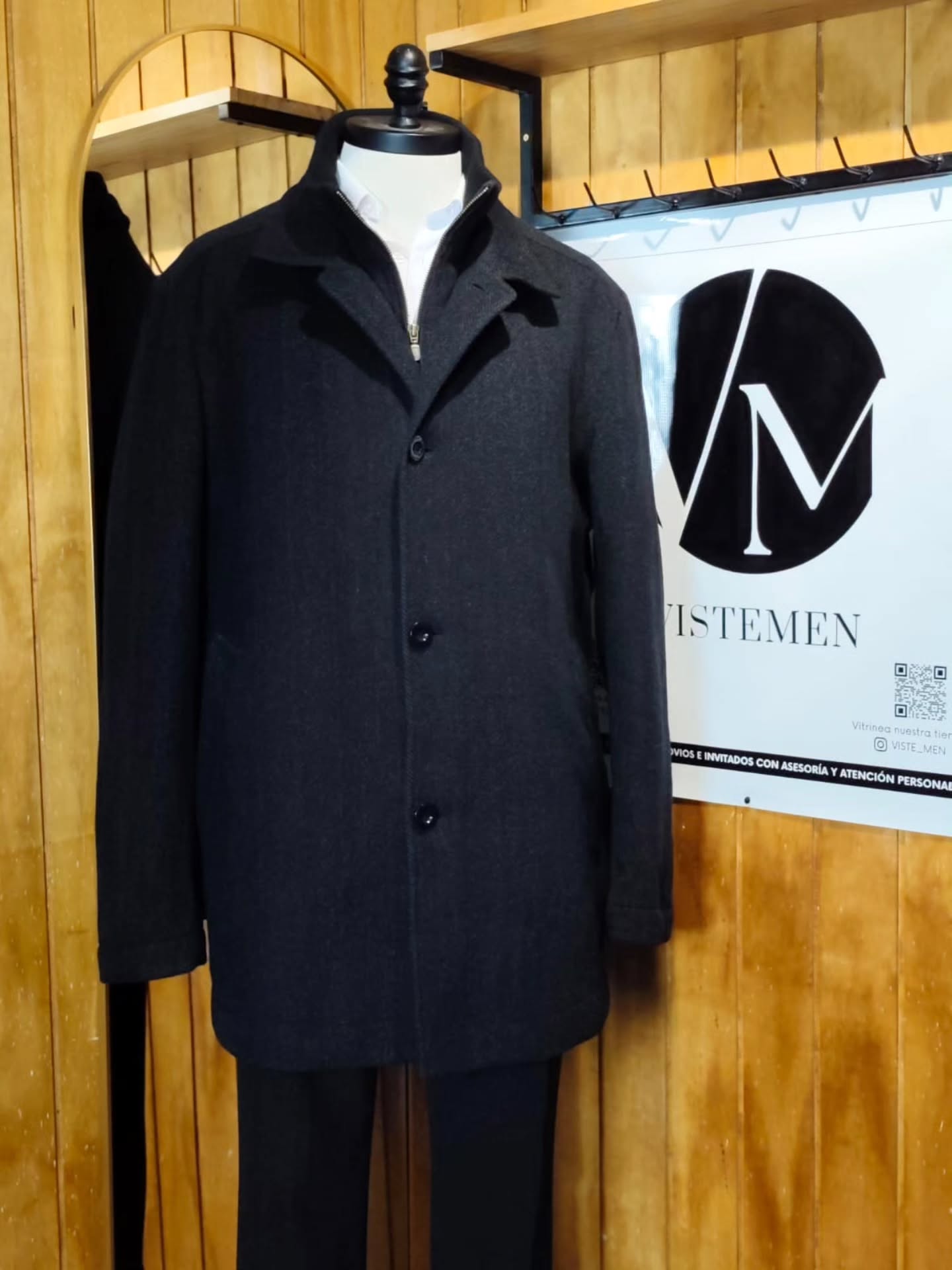 Abrigo Hugo Boss Lana con Cashmere – Talla 3XL (56)