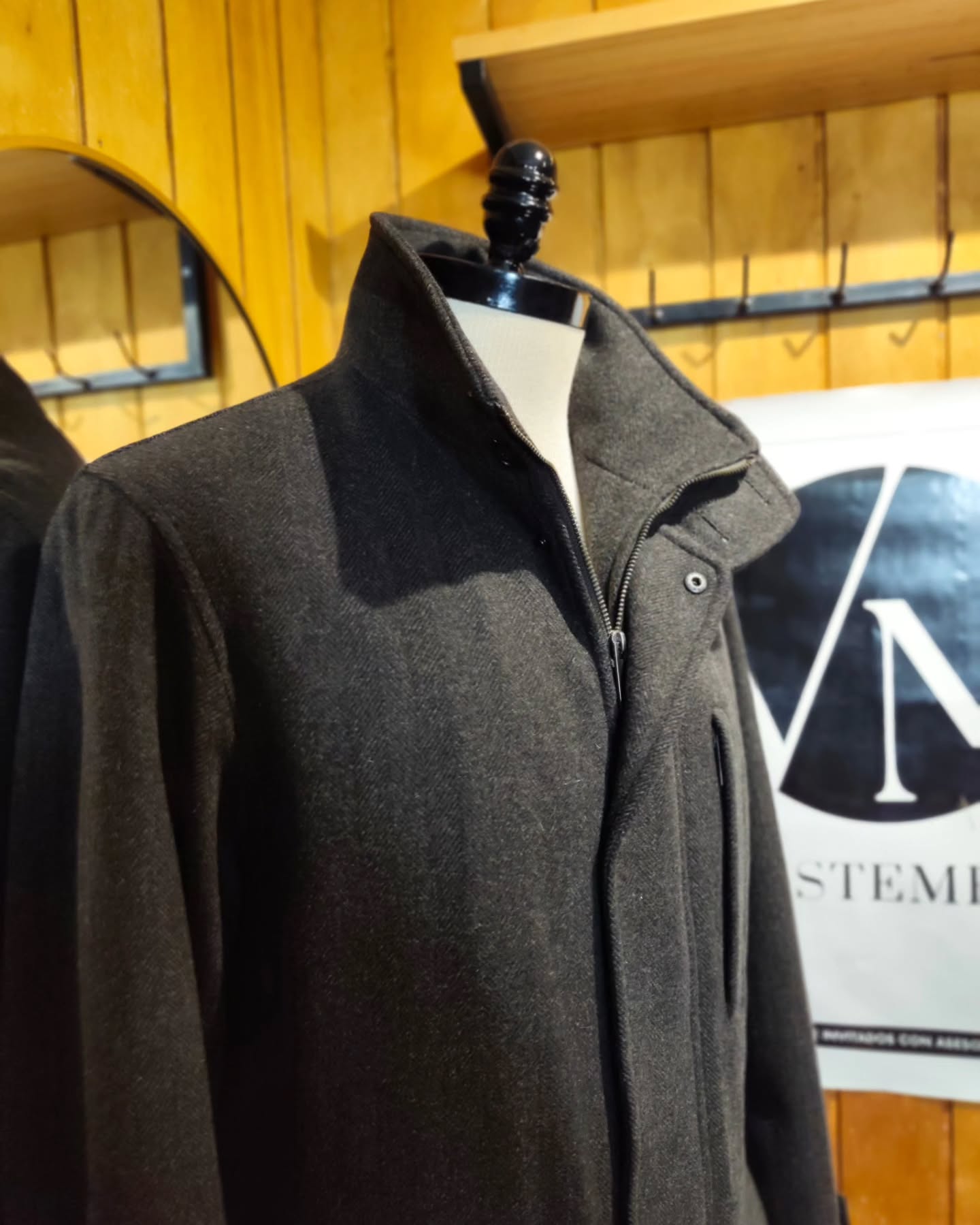 Abrigo Marks & Spencer Café Moro Espiga de Trigo – Talla L (50)