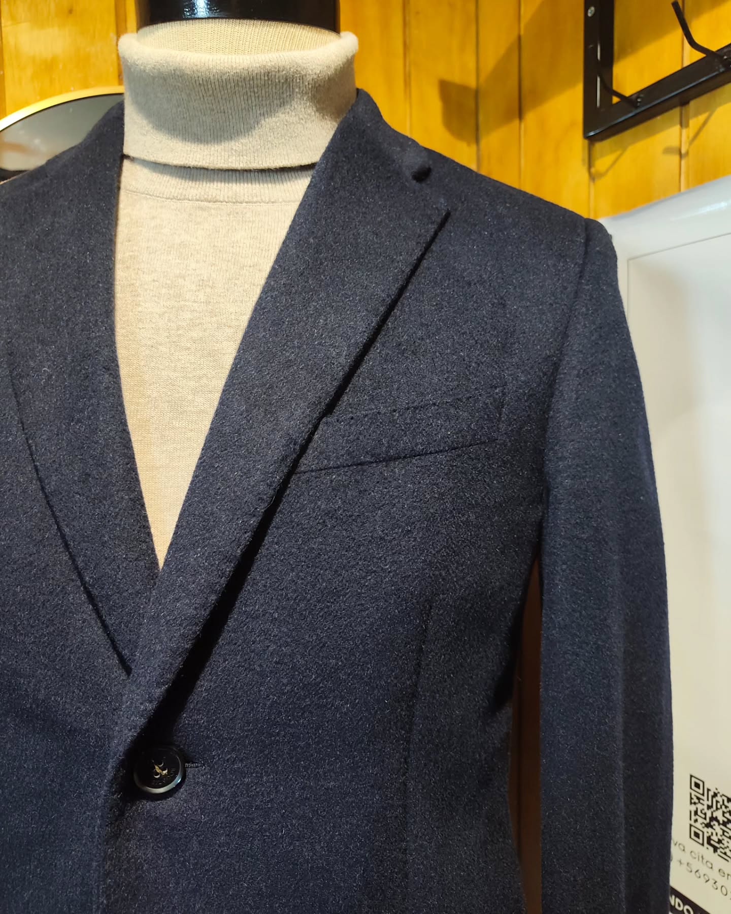 Abrigo Formal Rogatis Azul Marino – Talla S (46)