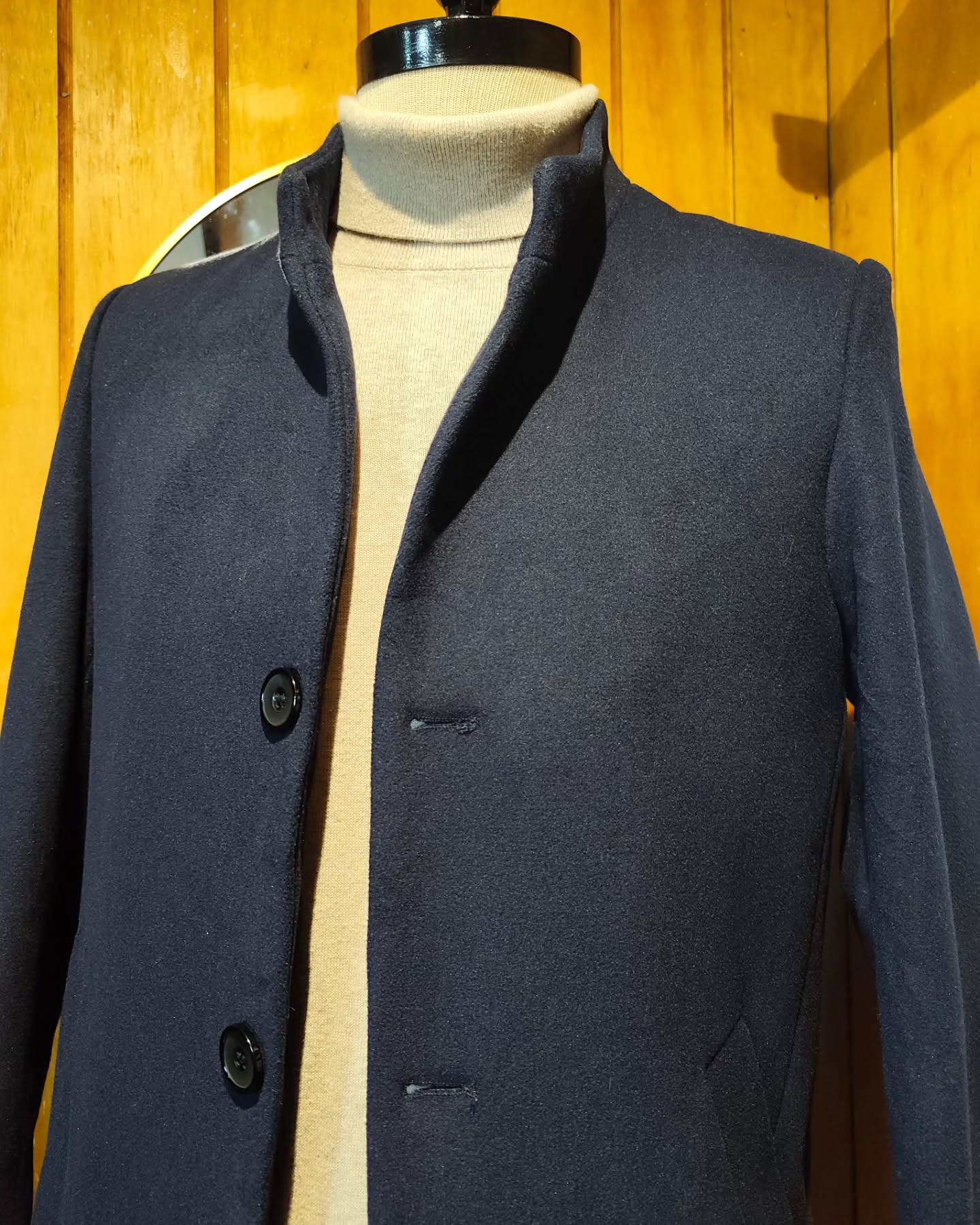 Abrigo Cuello Mao Azul Marino Lana – Talla S (46)
